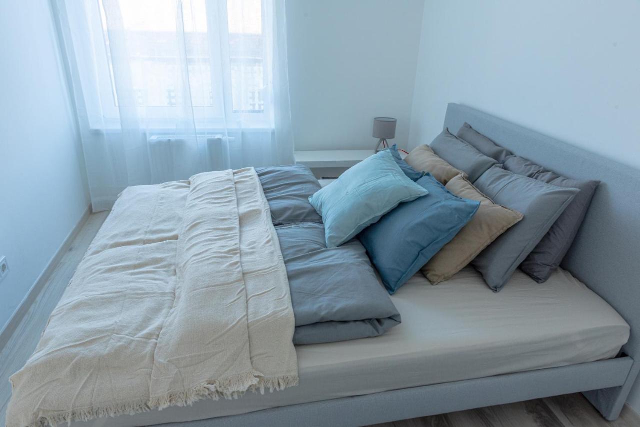 Dob36 Apartment With Free Private Parking And Balcony Budapest Exterior photo