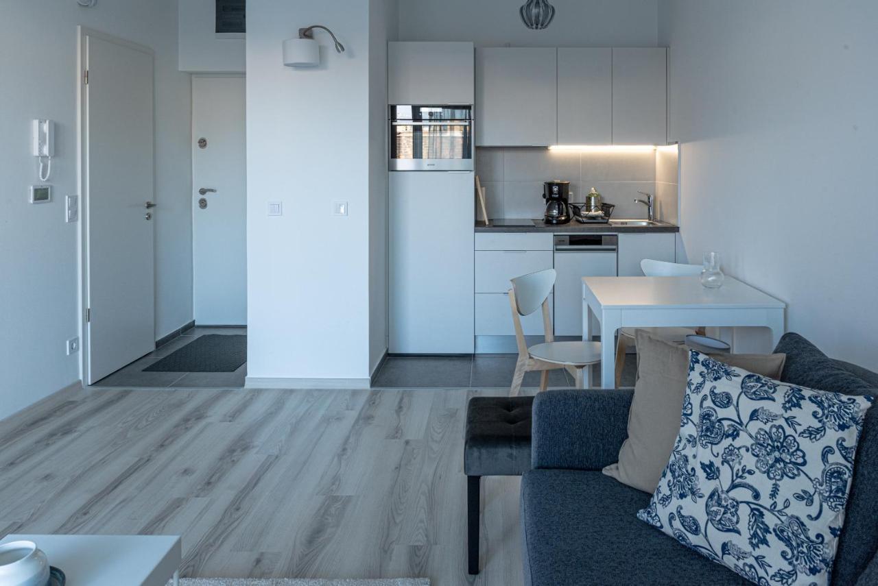Dob36 Apartment With Free Private Parking And Balcony Budapest Exterior photo