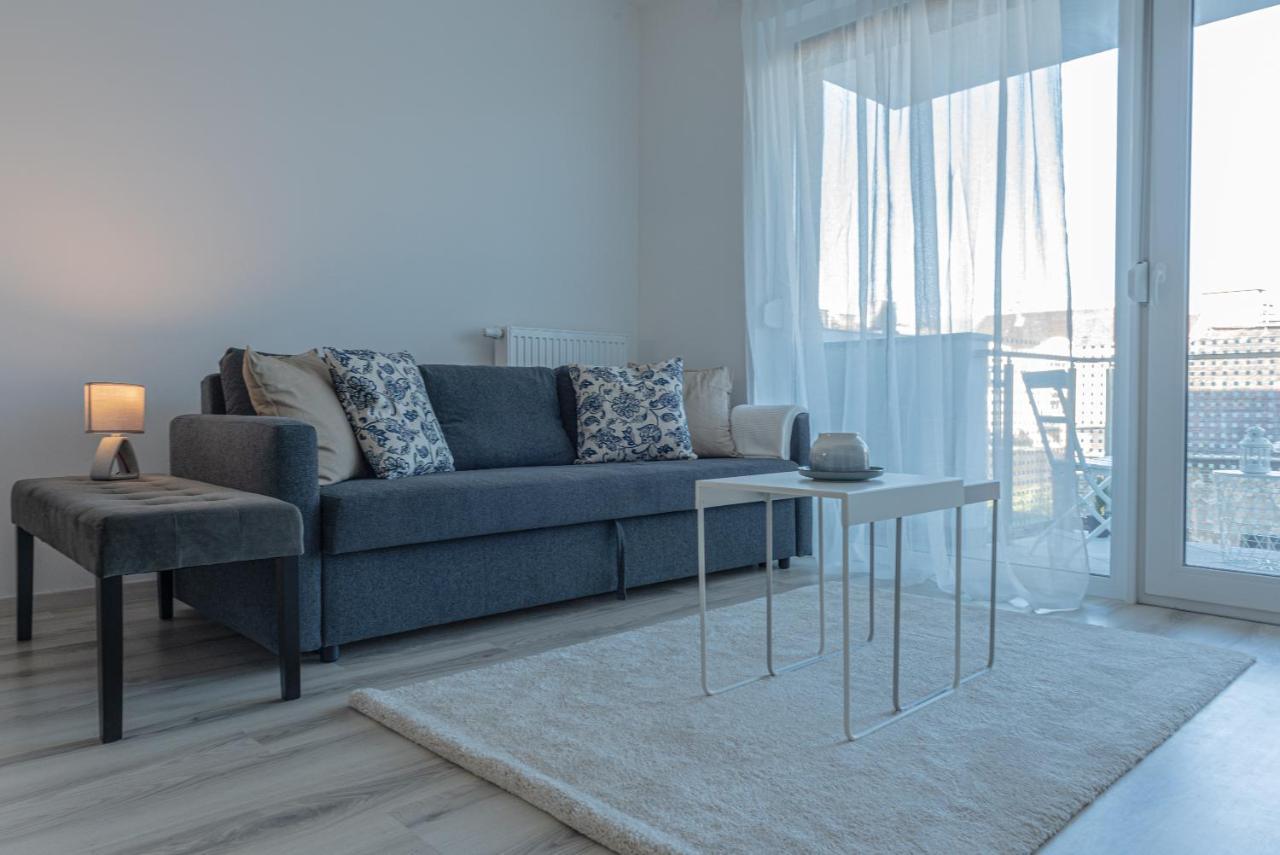 Dob36 Apartment With Free Private Parking And Balcony Budapest Exterior photo