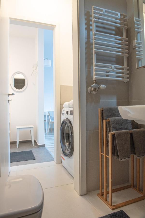 Dob36 Apartment With Free Private Parking And Balcony Budapest Exterior photo